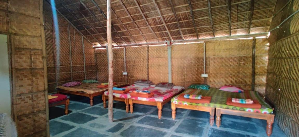 Om Home Hampi Luaran gambar